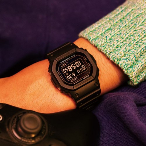 Zegarek CASIO G-SHOCK DW-5600RW-1ER